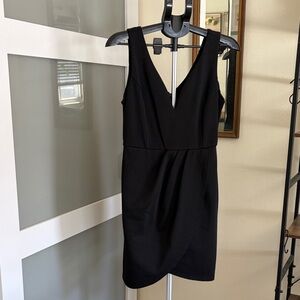 Sleeveless Black V-Neck Mini Dress